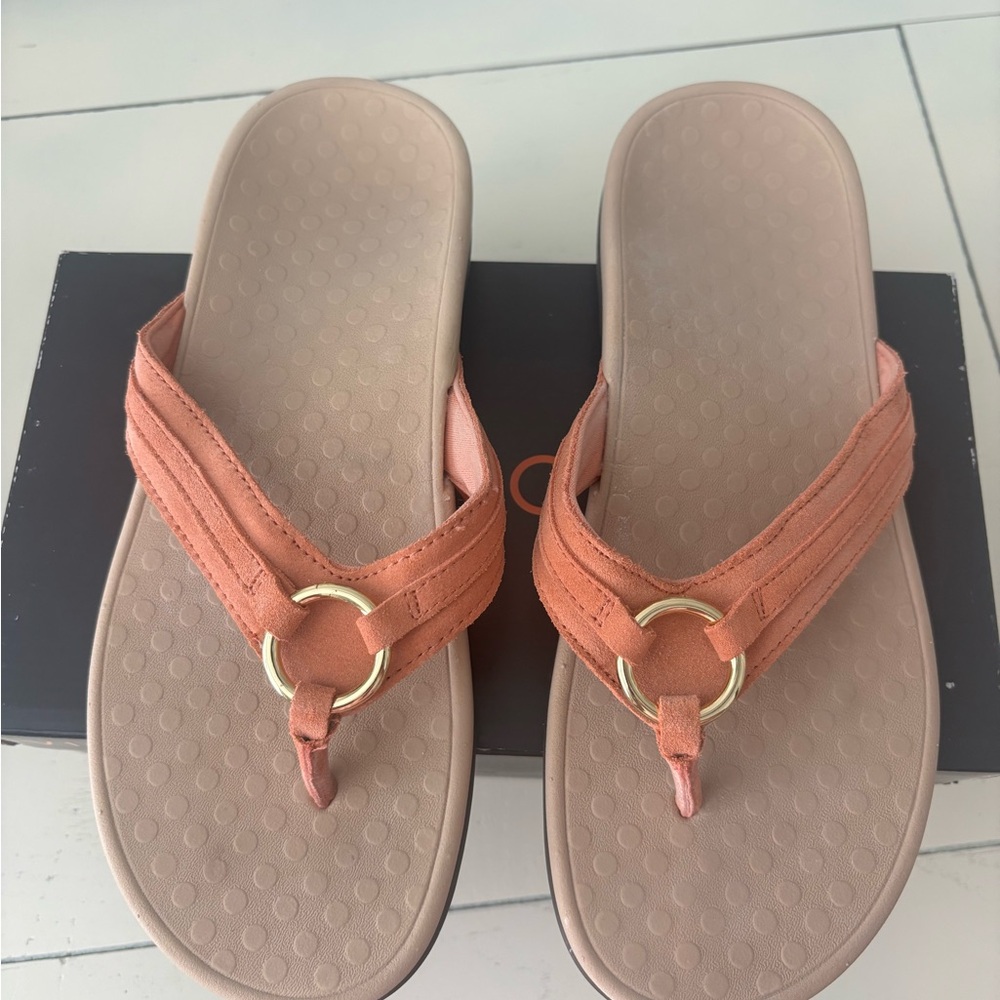 Vionic Coral Sandals with Gold Accents